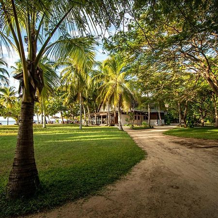 Andilana Lodge Exterior photo