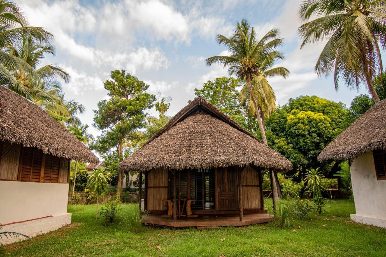 Andilana Lodge Exterior photo