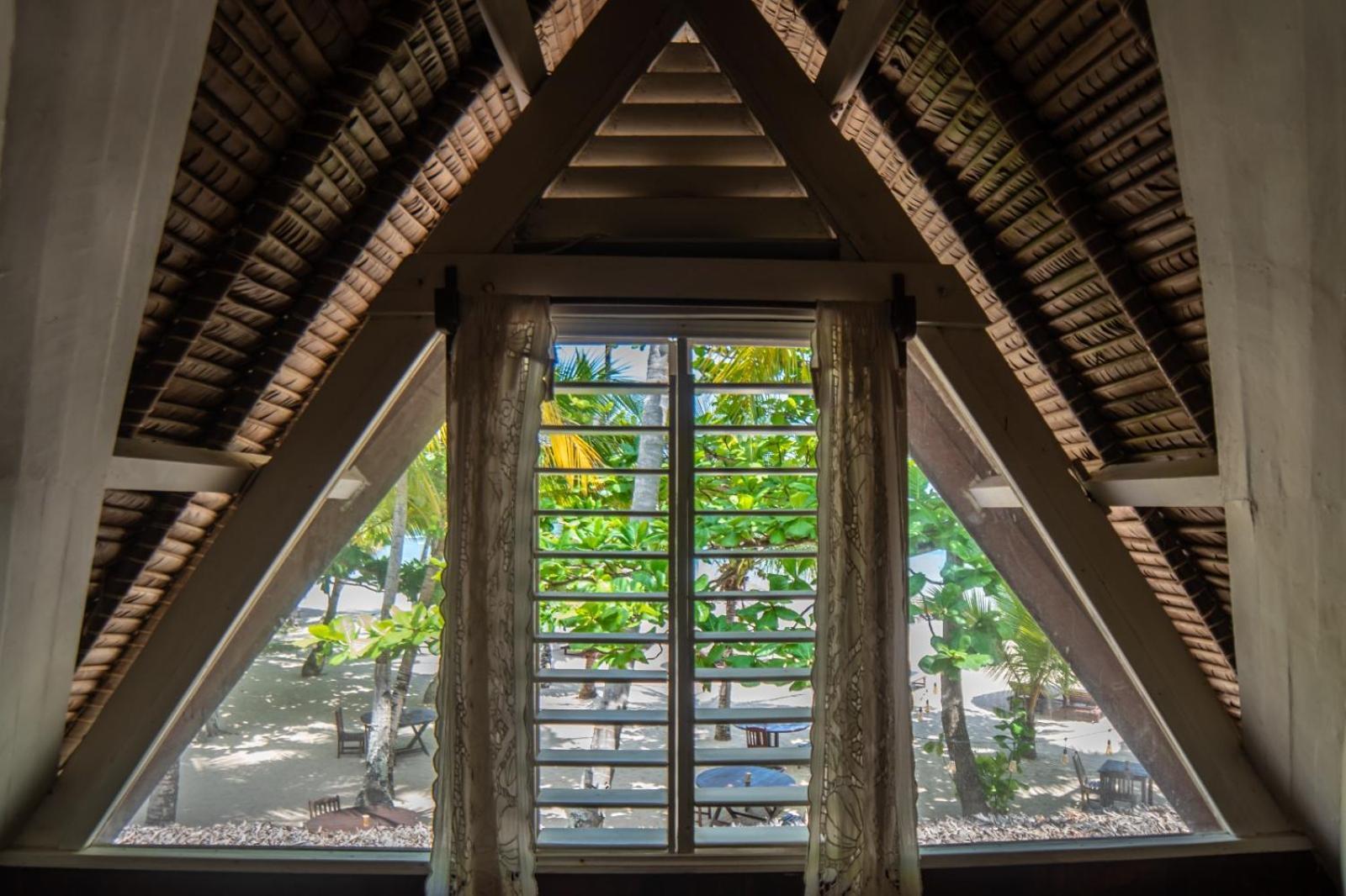 Andilana Lodge Exterior photo